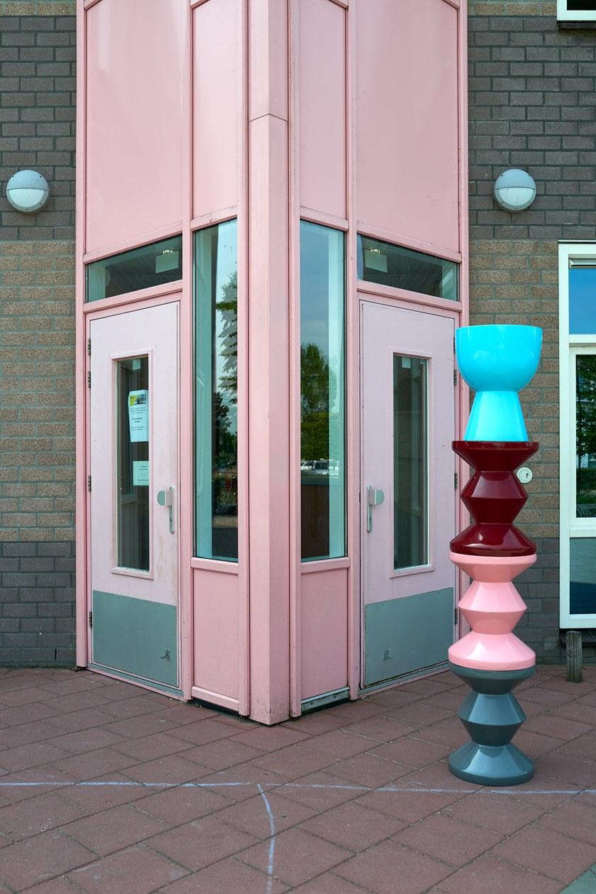 Pols Potten Низкий пластиковый табурет  510-070-013  - Вид №6