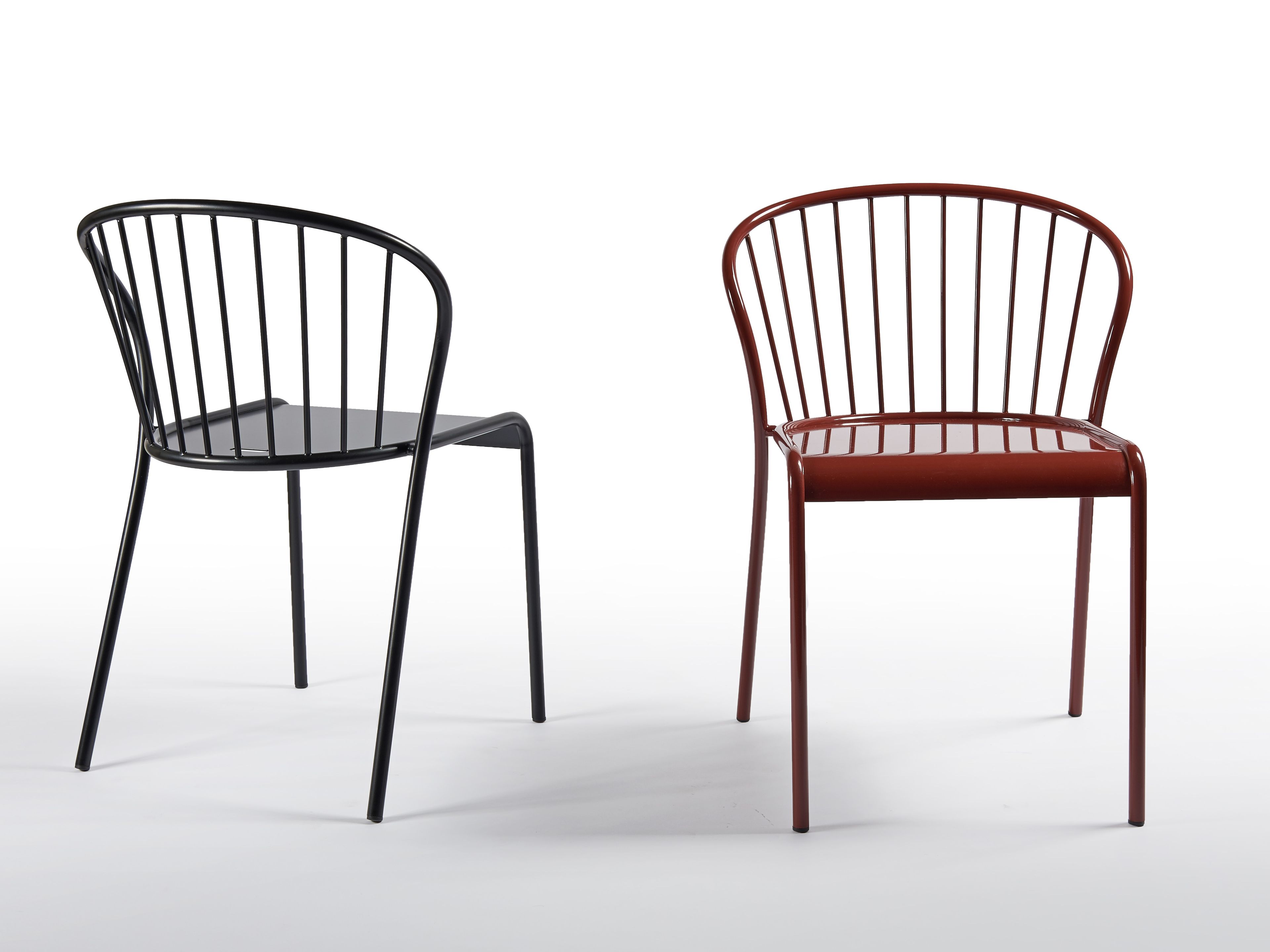 Окрашенный металлический садовый стул Atipico Cannet ARCH-00027469