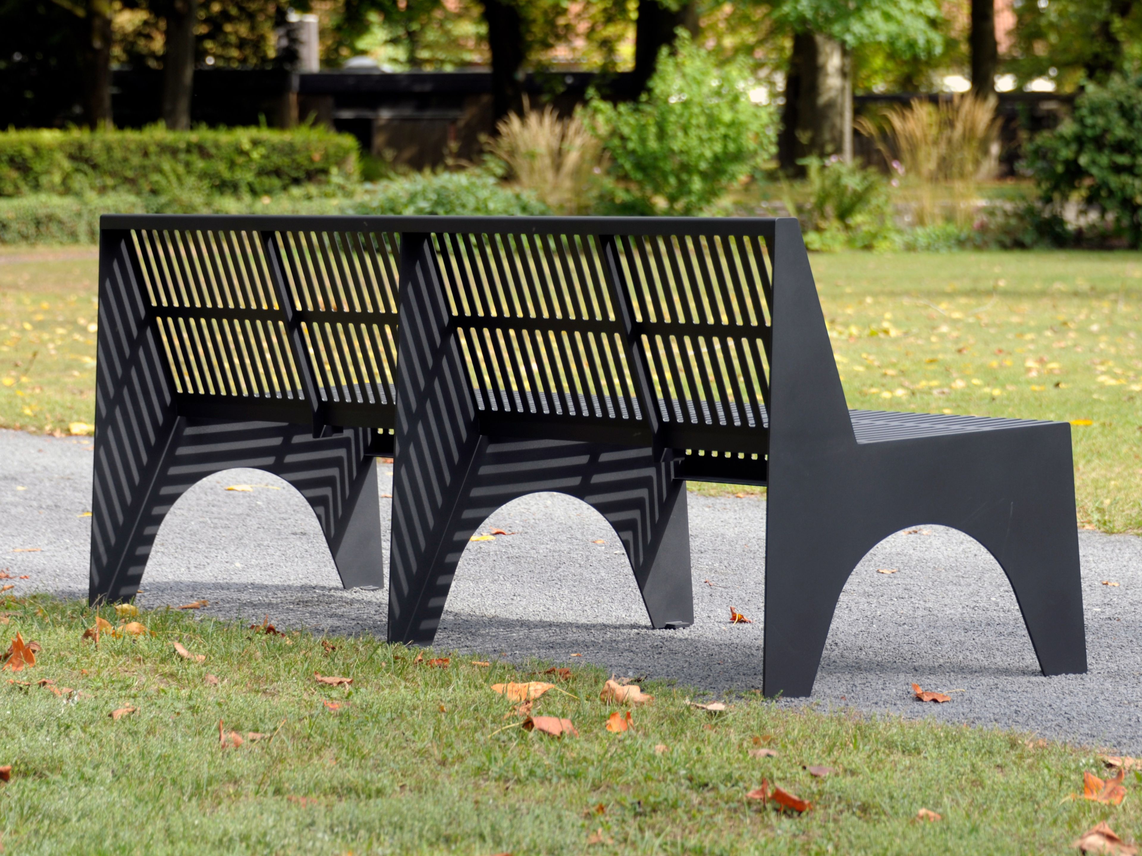 Скамья из нержавеющей стали со спинкой BENKERT BANKE Chalidor ARCH-00084142