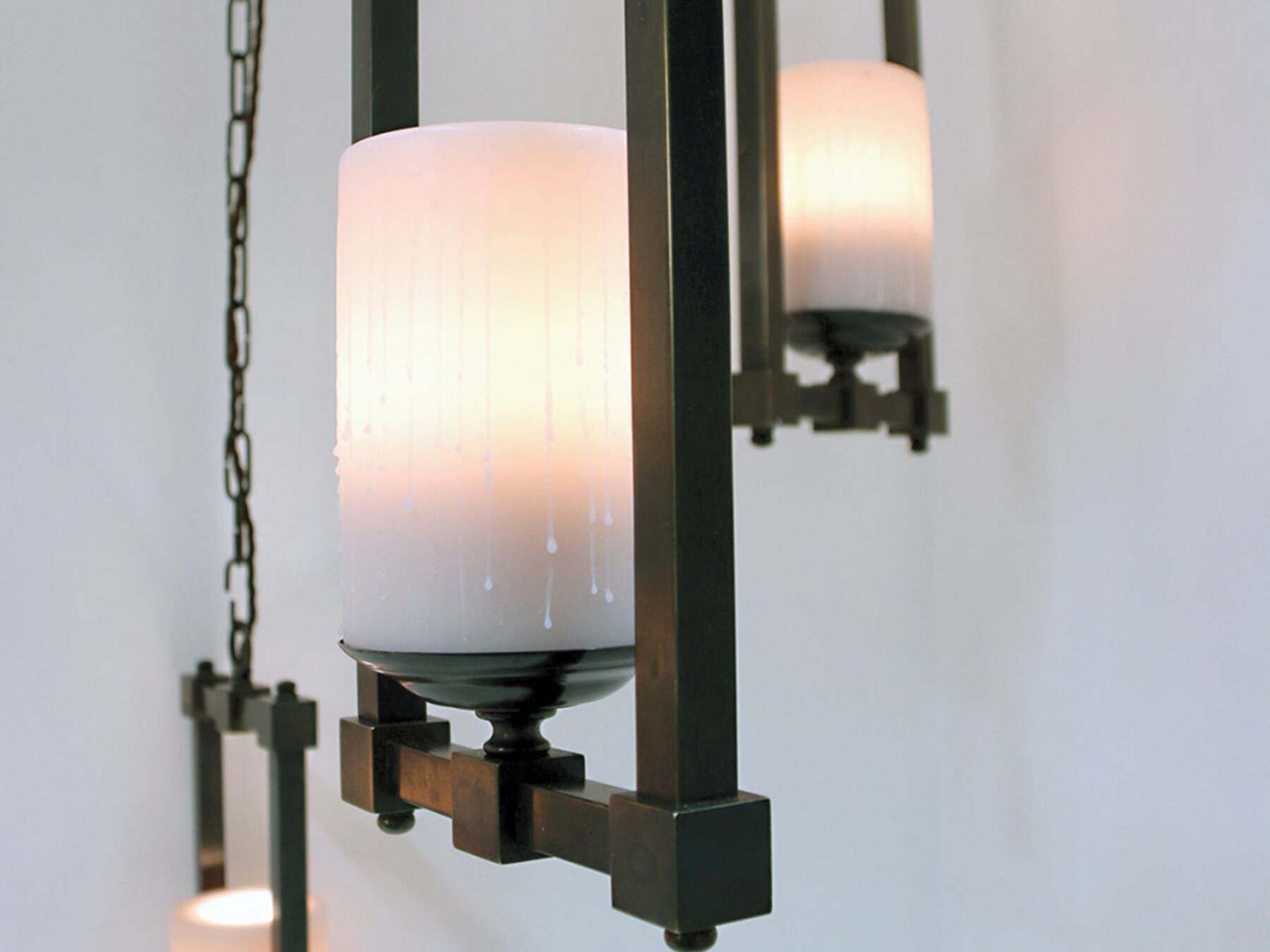 Латунный светодиодный подвесной светильник Authentage Lighting Bellefeu ARCH-00091447 - Вид №1