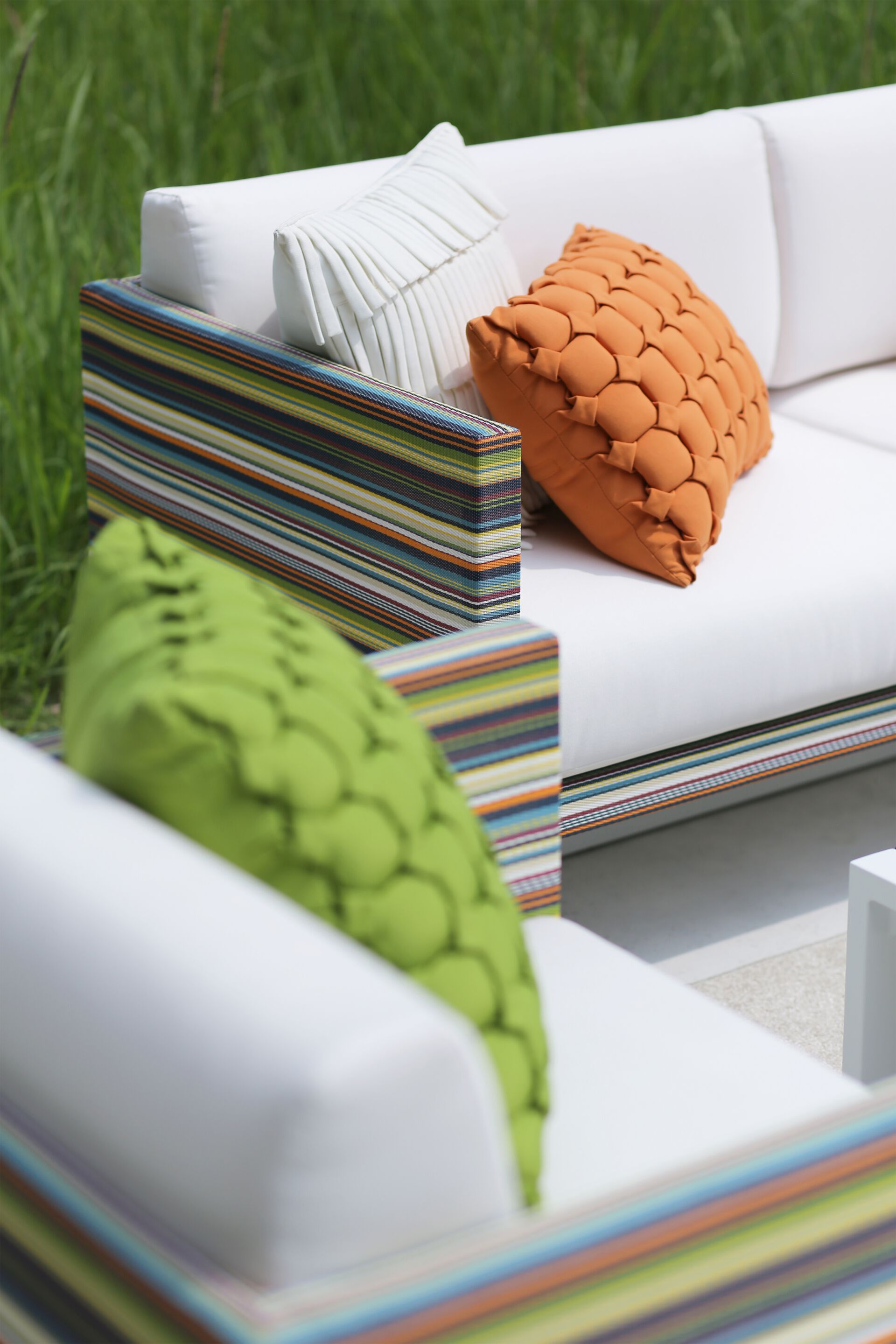 3-местный тканевый садовый диван MAMAGREEN Stripe ARCH-00093886 - Вид №1