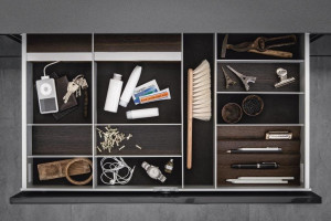 Внутреннее оборудование из алюминия, дымчатый каштан