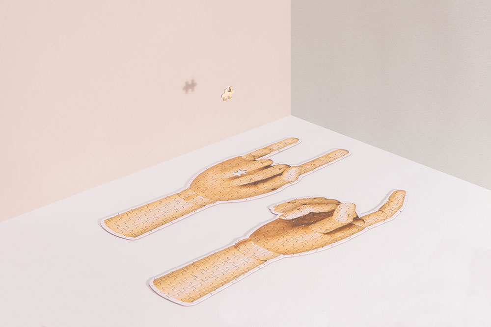 DYPUZZLHA Пазл hand Doiy  - Вид №1