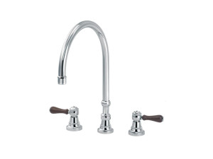 Смеситель для кухни с 3 отверстиями