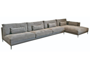 Тканевый диван с полуостровом