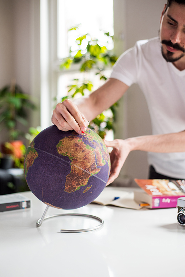 Глобус цветной Colour большой SUCK UK SKCORKGLOBE3 - Вид №11