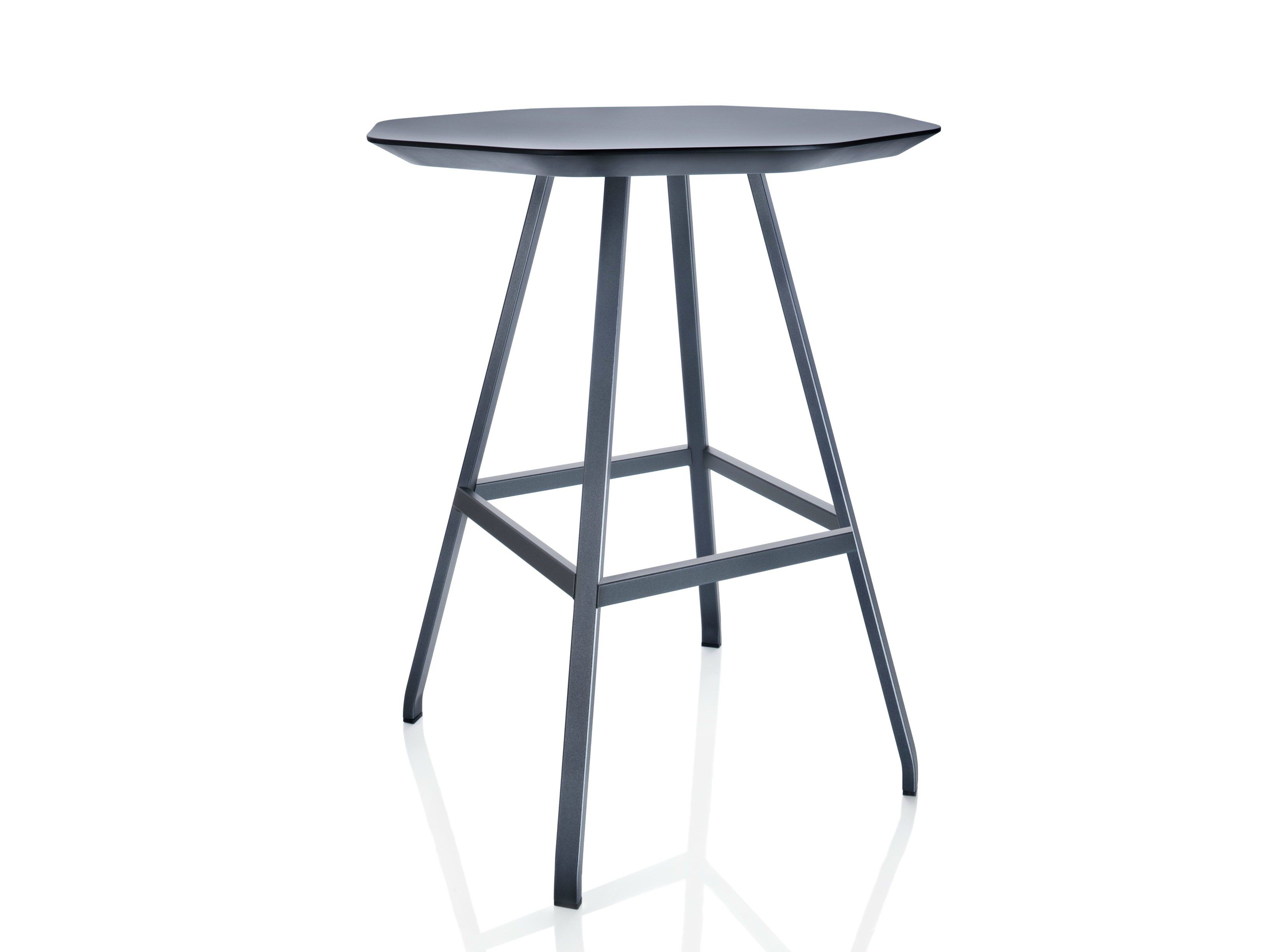 Восьмиугольный стол из МДФ ALMA DESIGN X Table ARCH-00095644