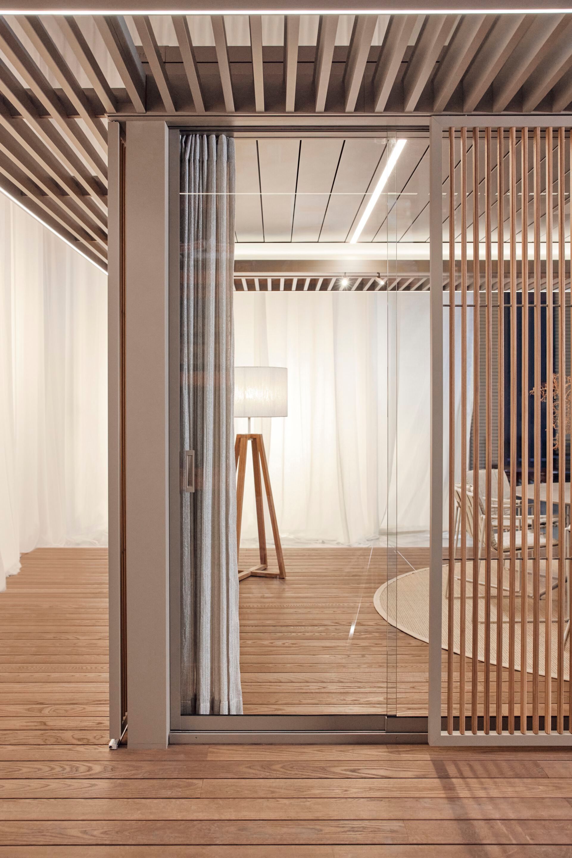 Биоклиматическая пергола из алюминия RENSON AMANI ARCH-00088100 - Вид №9