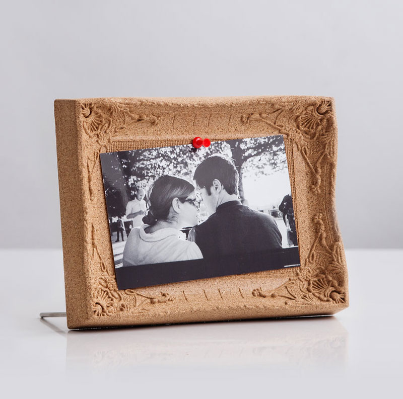 Фоторамка настольная пробковая SUCK UK SKCORKFRAME2 - Вид №4