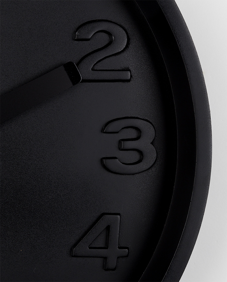 Часы Concrete Time черные Zuiver 8500056 - Вид №4