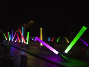 Martinelli Luce Напольный светодиодный торшер из метакрилата с системой RGB Pistillo 2294/l