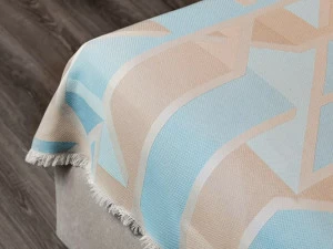 PPPattern Одеяло из хлопка с графическими мотивами Cccover