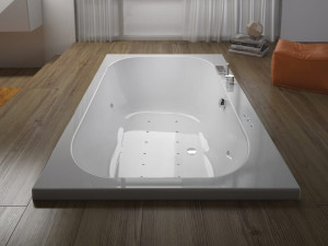 Встраиваемая прямоугольная ванна с гидромассажем