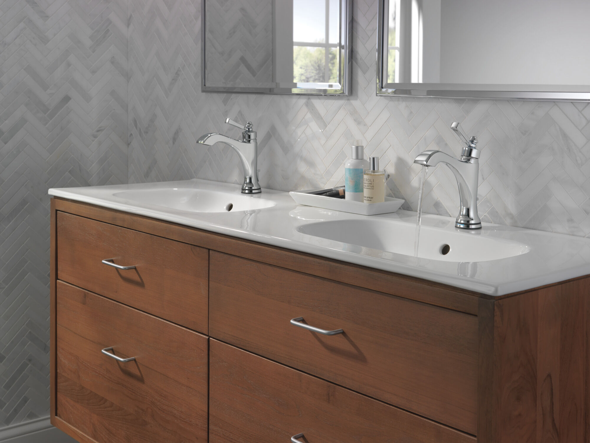 Смеситель для ванной Touch20.xt с одной ручкой Delta Faucet 556T-DST - Вид №6