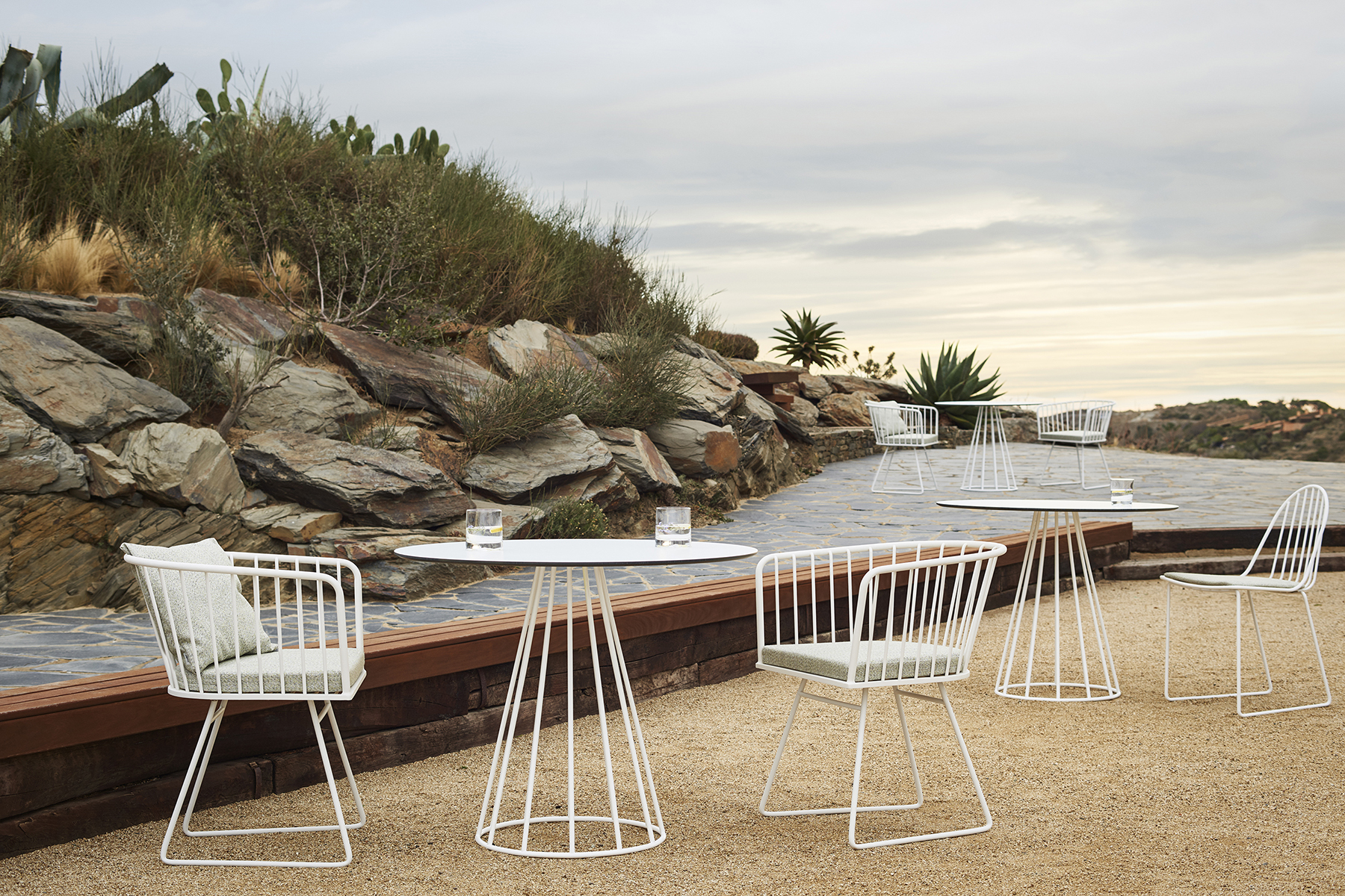 Стол Illa ø90x74 Bivaq sun-id-1986065 - Вид №2