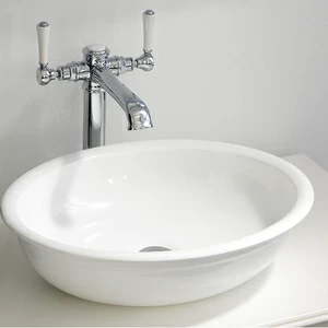 VBRAD51 Накладная раковина на столешницу  овальная Victoria + Albert