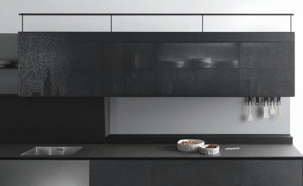 Подвесной кухонный шкаф без ручек с полками VALCUCINE PENSILE AERIUS ARCH-00142552 - Вид №3