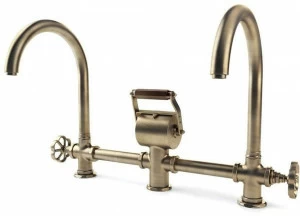 Officine Gullo Профессиональный кухонный смеситель из латуни для столешницы