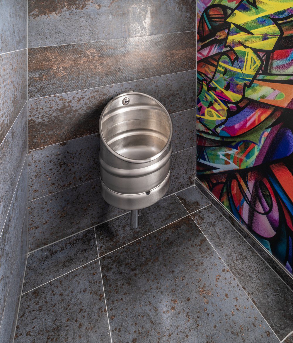 91105 Нержавеющий писсуар KEG с инфра-красным устройством смыва, 6 В SANELA  - Вид №1