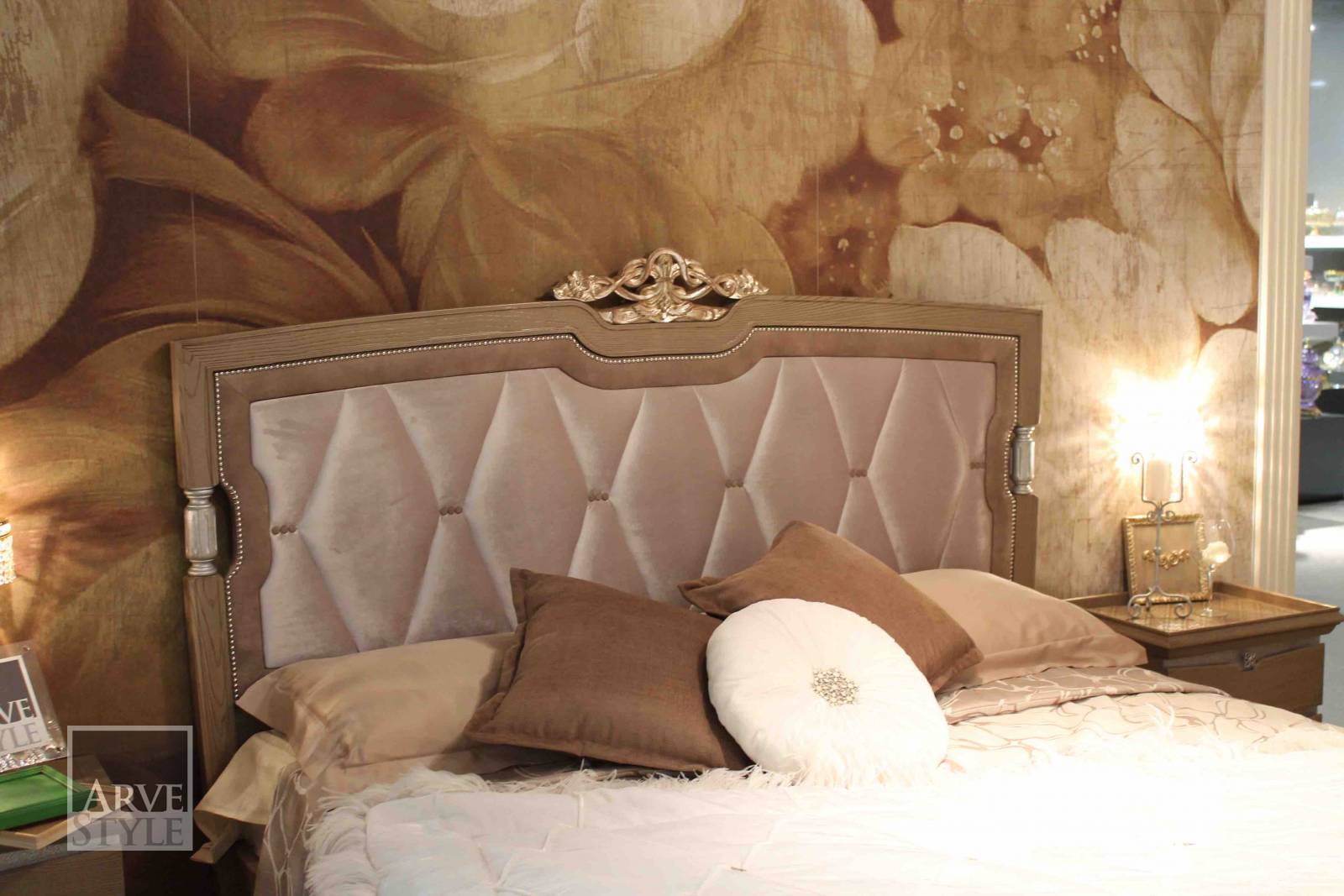 Деревянная двуспальная кровать с мягким изголовьем Arvestyle ARCH-00032854 - Вид №7