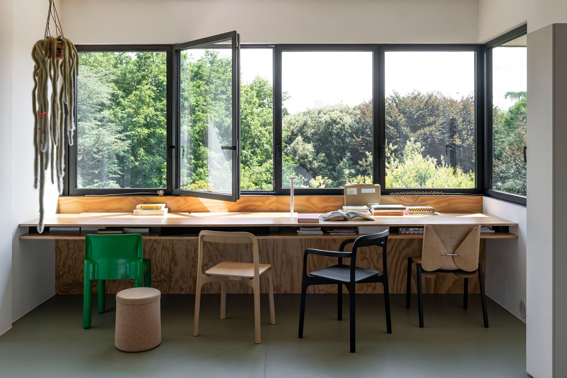 Штабелируемый стул из ясеня Kristalia Contorna ARCH-00135863 - Вид №8