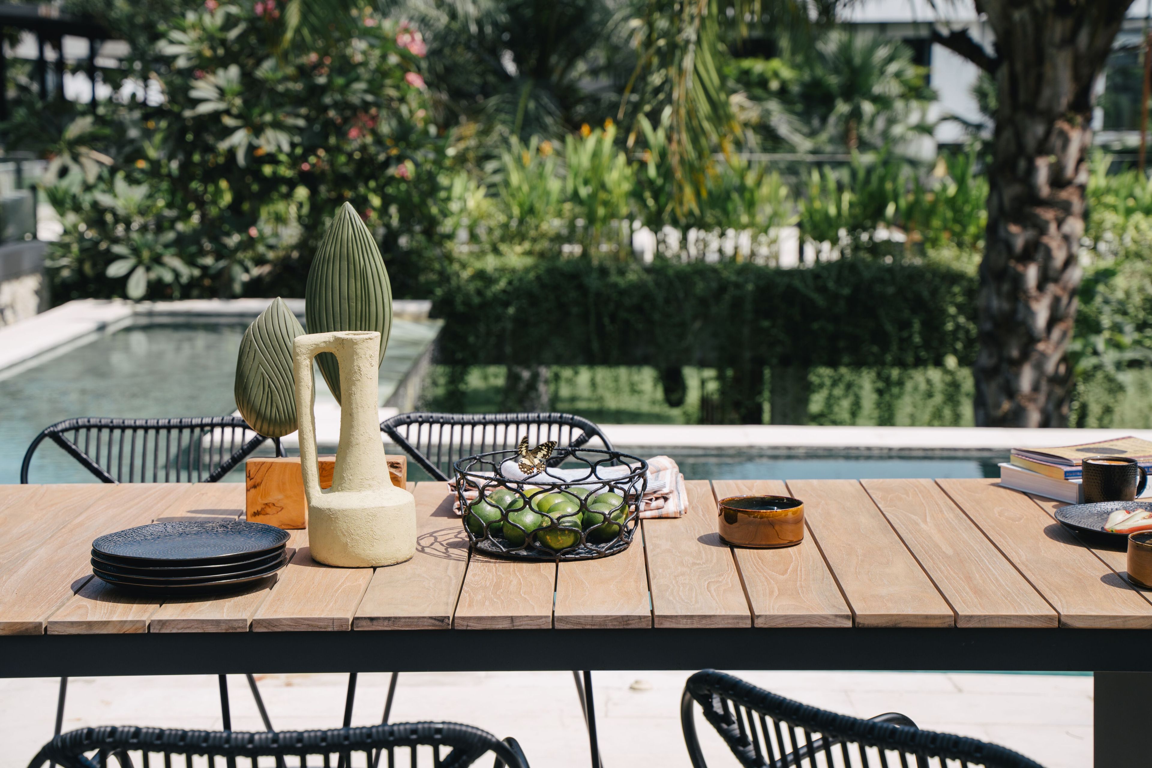 Прямоугольный садовый стол из тикового дерева cbdesign Puntoline ARCH-00045616 - Вид №3