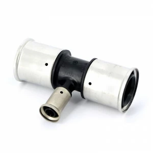 Тройник пресс PVDF HENCO 40х16х40