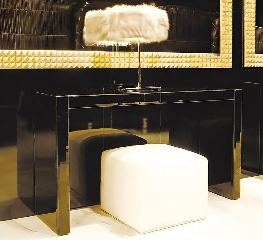 Консоль  VISIONNAIRE DAYDREAM   2 