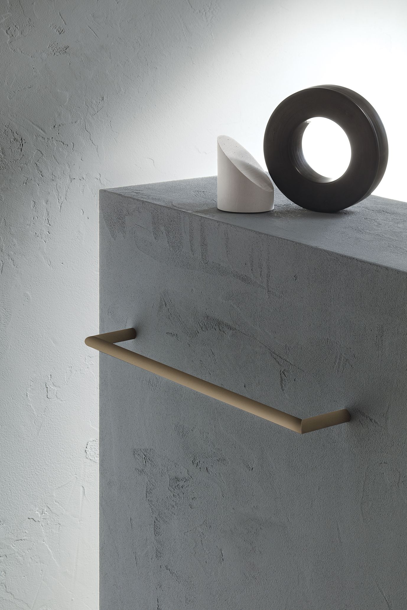 Держатель для полотенец Fantini Rubinetti Young Accessories ARCH-00067821 - Вид №2