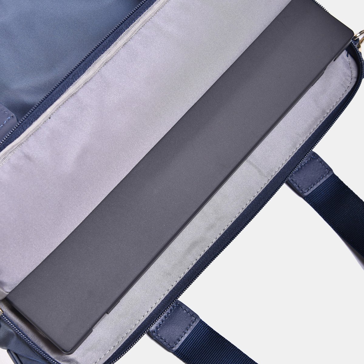 HCHMA04/131 Сумка для ноутбука HCHMA04 Appeal Handbag 13 Hedgren Charm Allure  - Вид №8