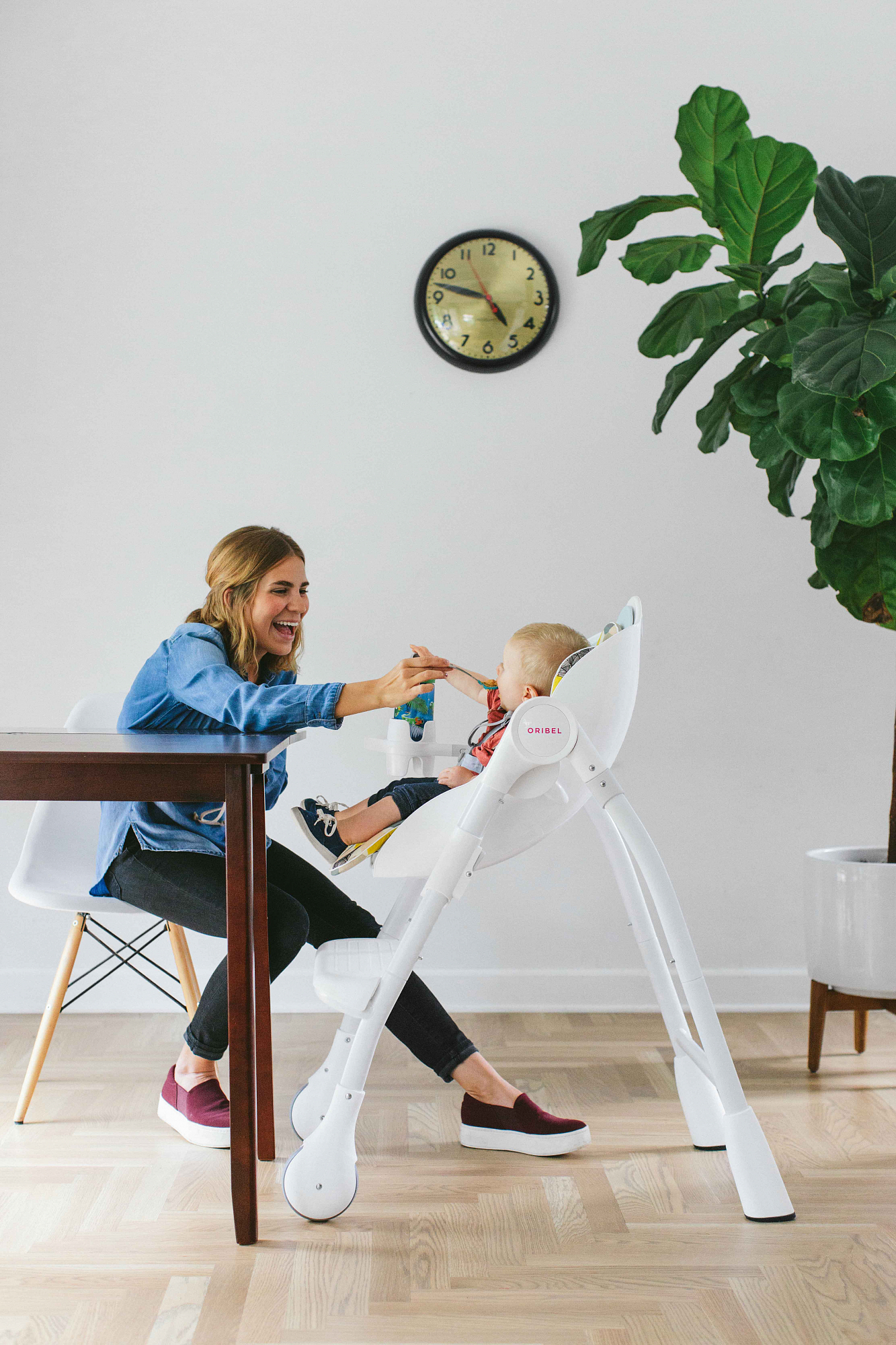 Стульчик для кормления Cocoon апельсиновый ORIBEL  322516 Оранжевый Santreyd  - Вид №8