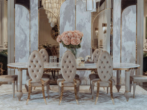 Обеденный стол