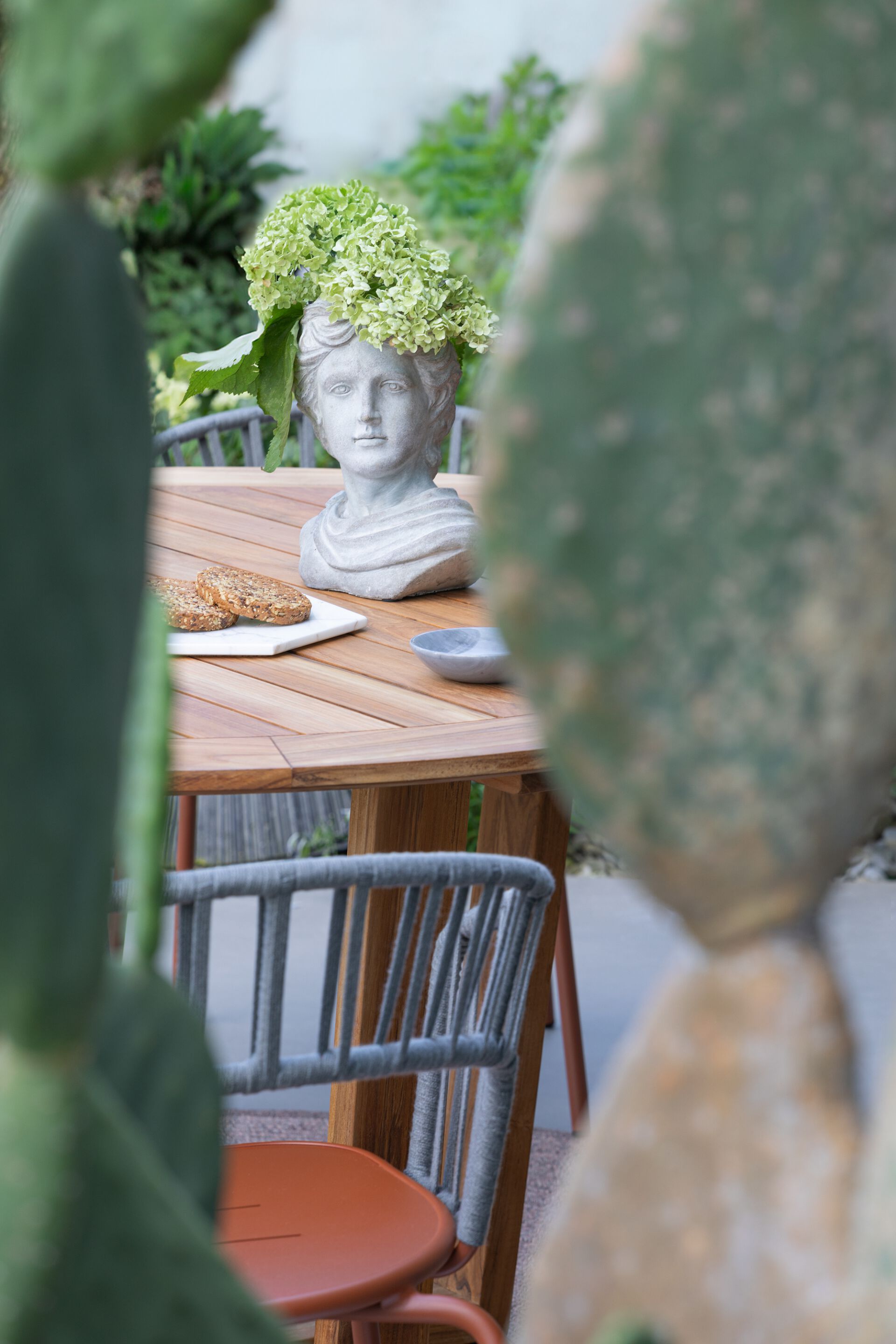 Круглый стол из тикового дерева Atmosphera пустыня ARCH-00124899 - Вид №5