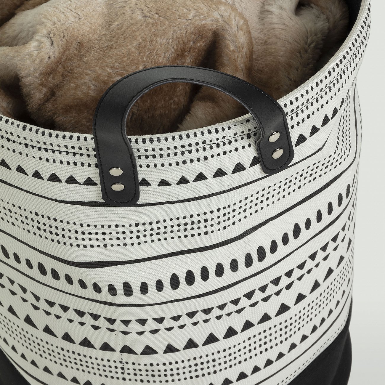 Корзина с ручками ткань черная с белым Kamura от La Forma, 2 штуки LA FORMA KAMURA 00-3864995 Белый;черный  - Вид №2