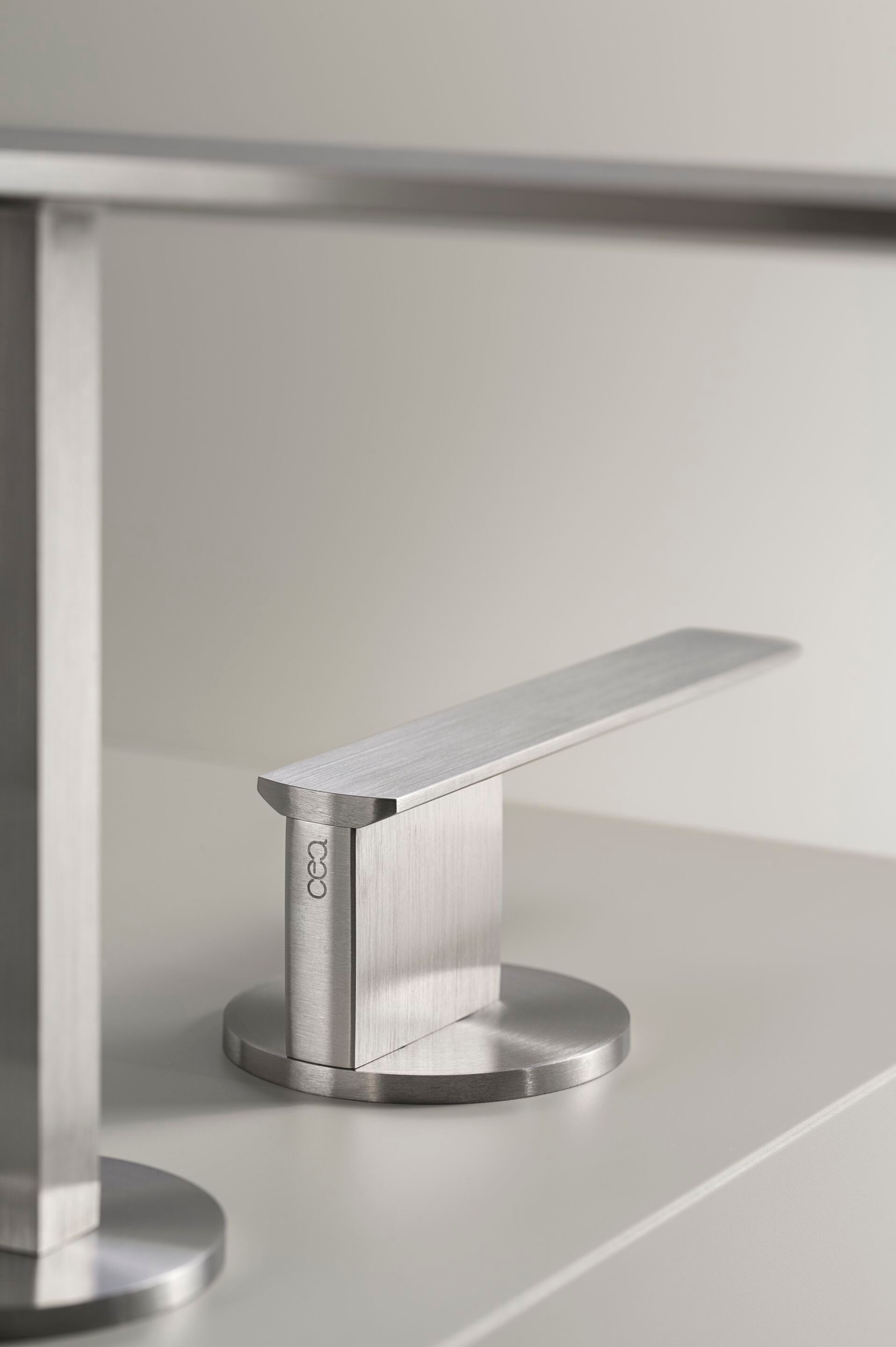 Смеситель для раковины из нержавеющей стали с 3 отверстиями CEADESIGN AYLA ARCH-00032883 - Вид №2