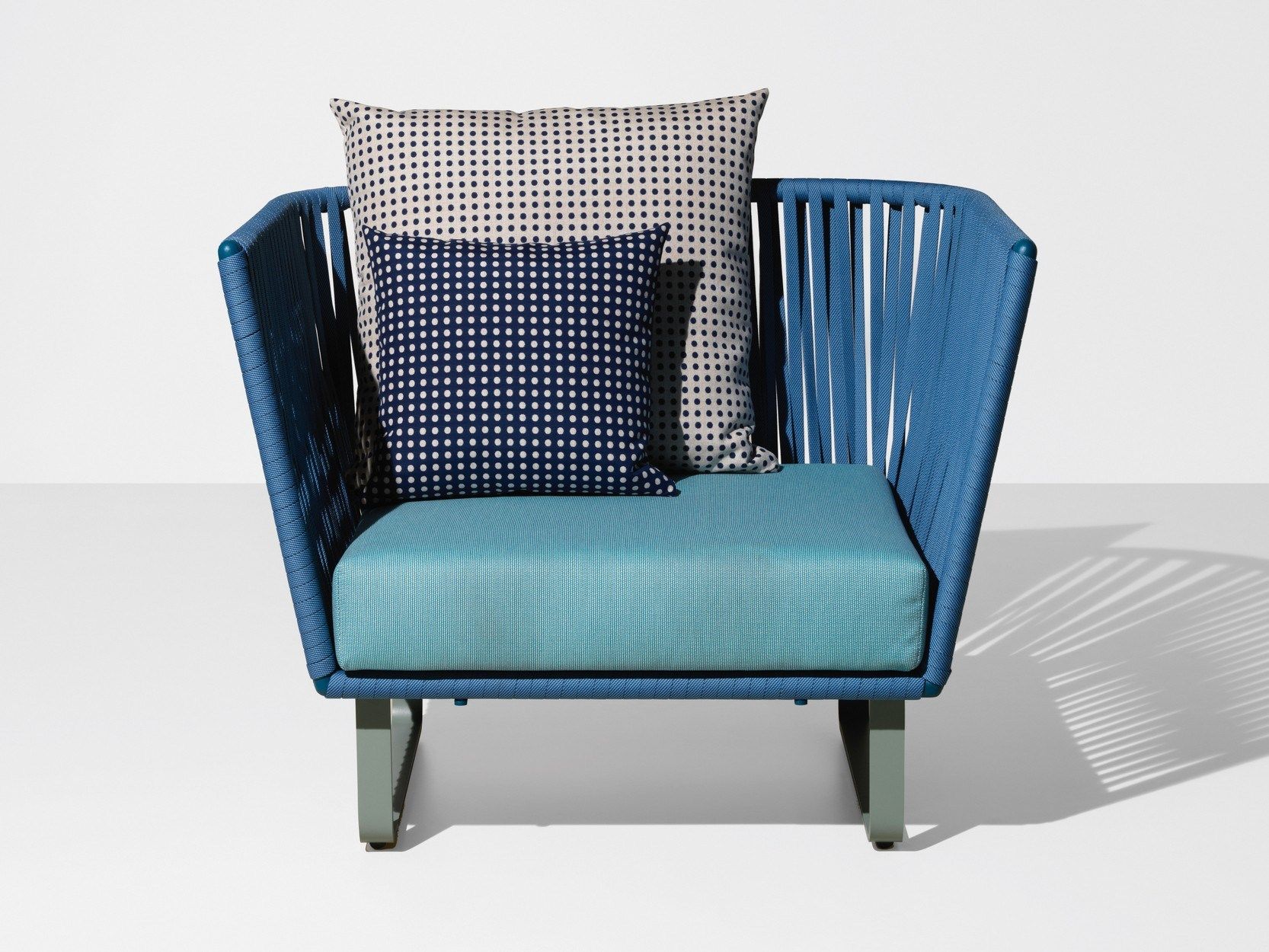 Садовое кресло с подлокотниками Kettal Bitta ARCH-00129711