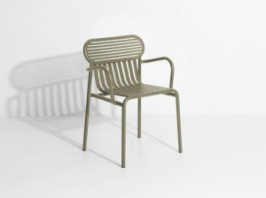 Алюминиевый штабелируемый стул с порошковым покрытием с подлокотниками