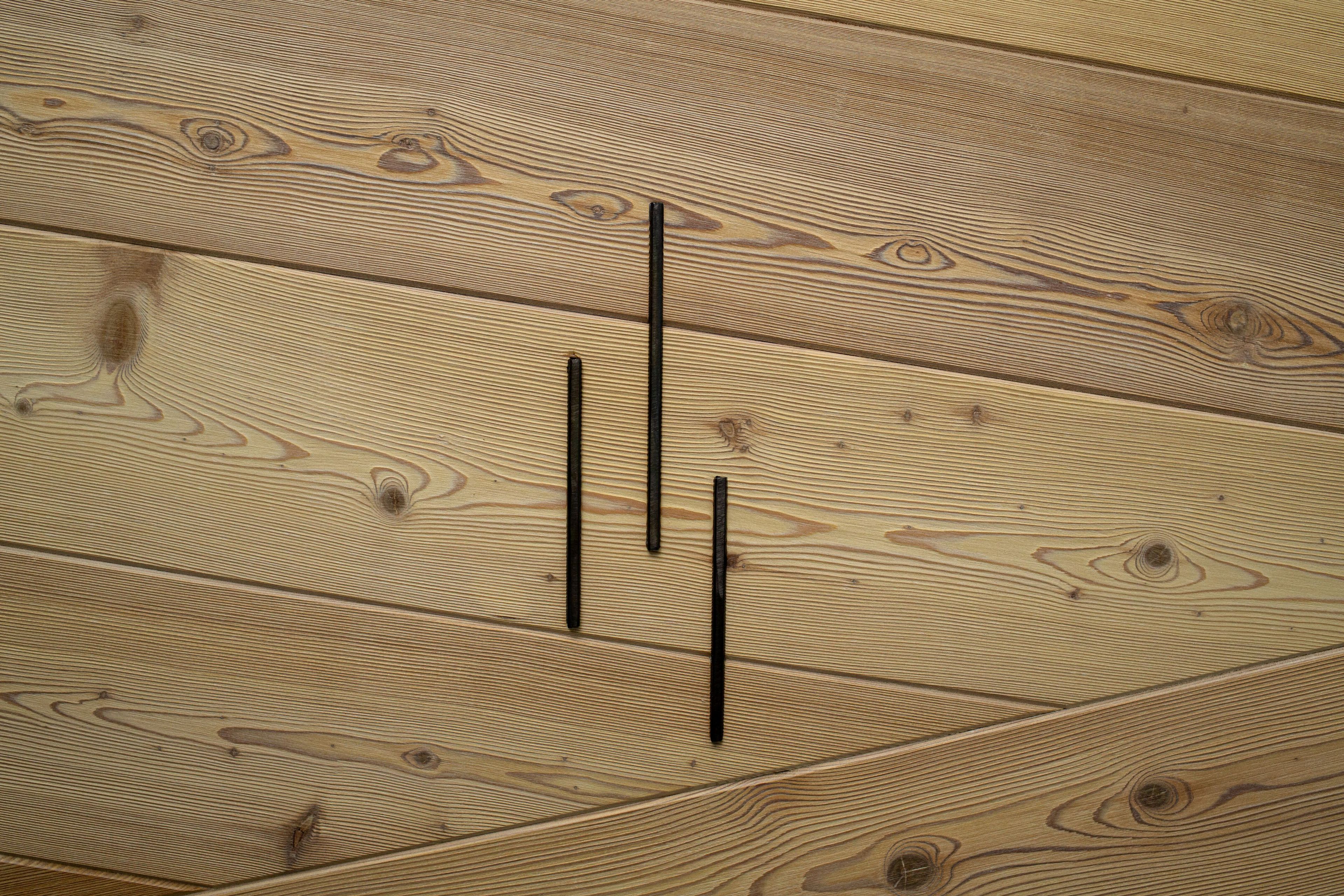 Яркая декоративная панель из лиственницы Mobart Ben Woodframe ARCH-00081955 - Вид №2