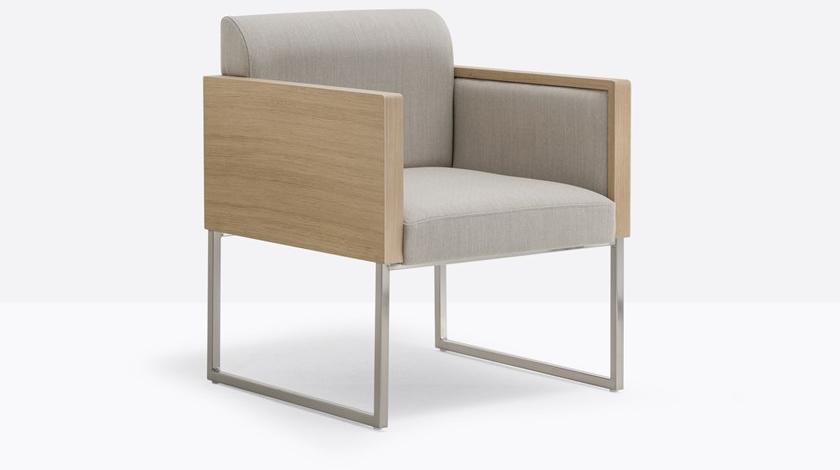 Pedrali Мягкое кресло-санки с подлокотниками Box 741 - Вид №1