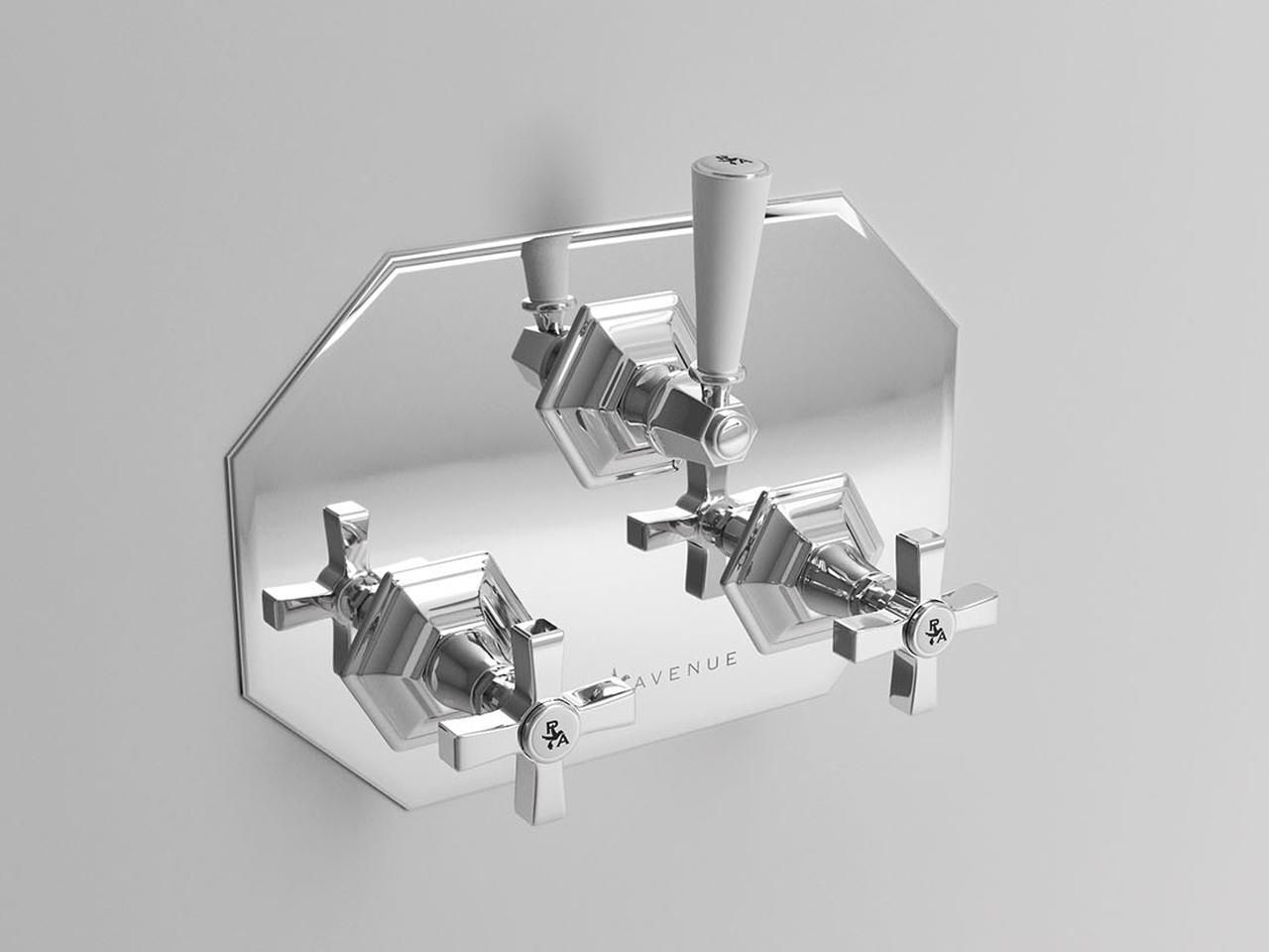 Смеситель для душа с 3 отверстиями и пластиной Park Avenue Crowe ARCH-00066009