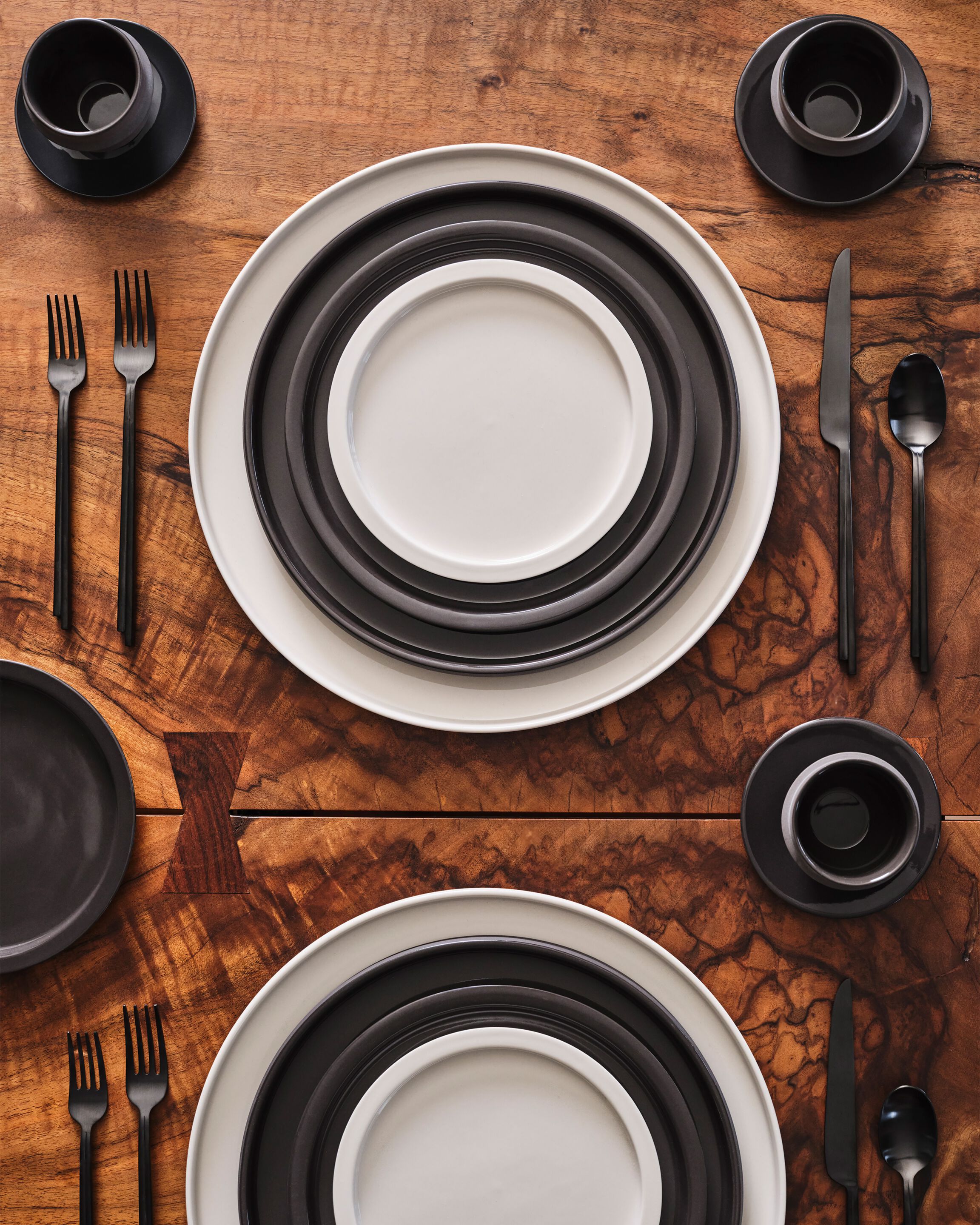 Фарфоровая круглая плоская тарелка Serax Dune ARCH-00095341 - Вид №8