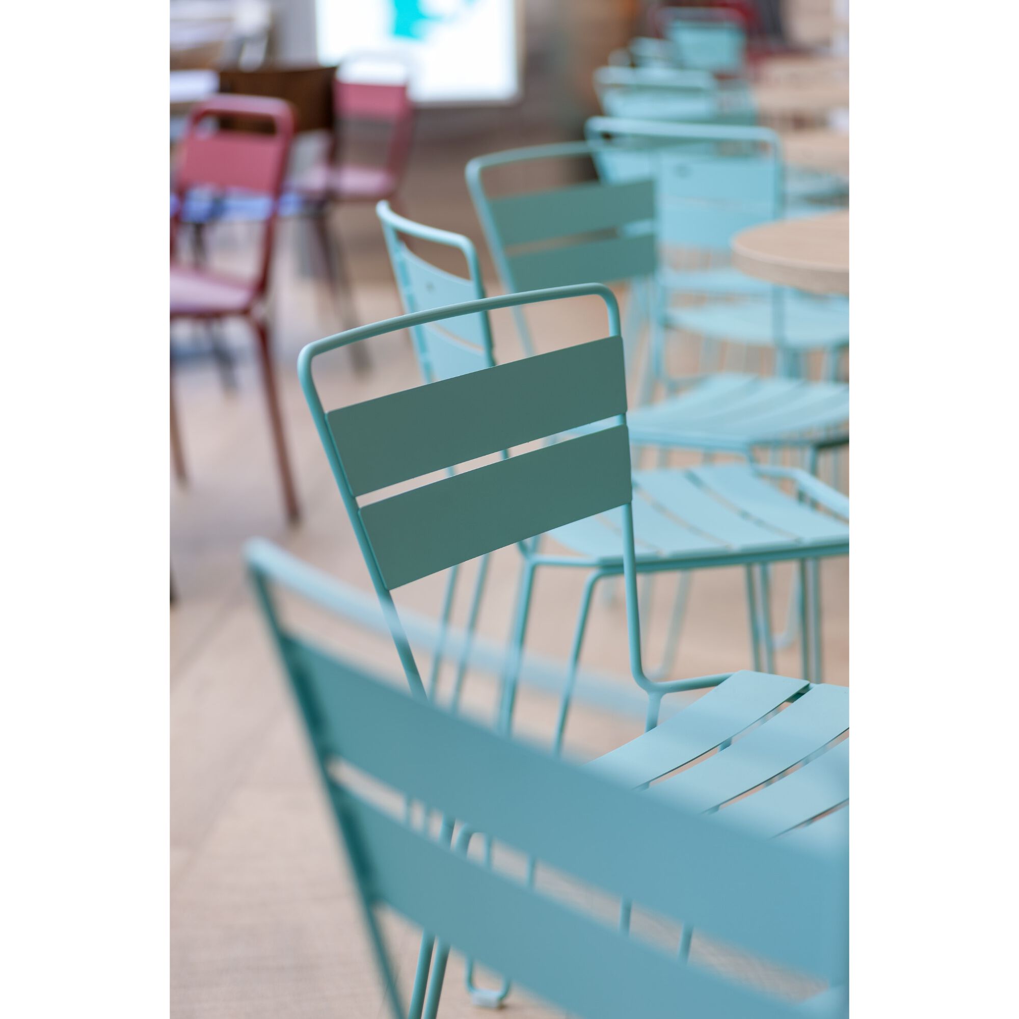 Стальной штабелируемый садовый стул iSimar Майорка ARCH-00122823 - Вид №3