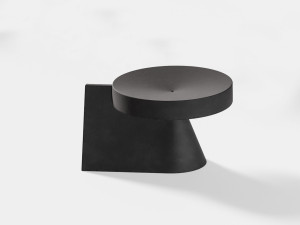 Бетонная дверь