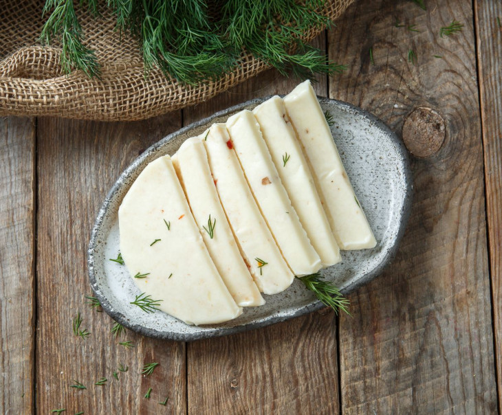 4054 Сыр "Качотта", нарезка ассорти Вкусляндия 