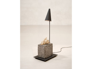 Настольная лампа