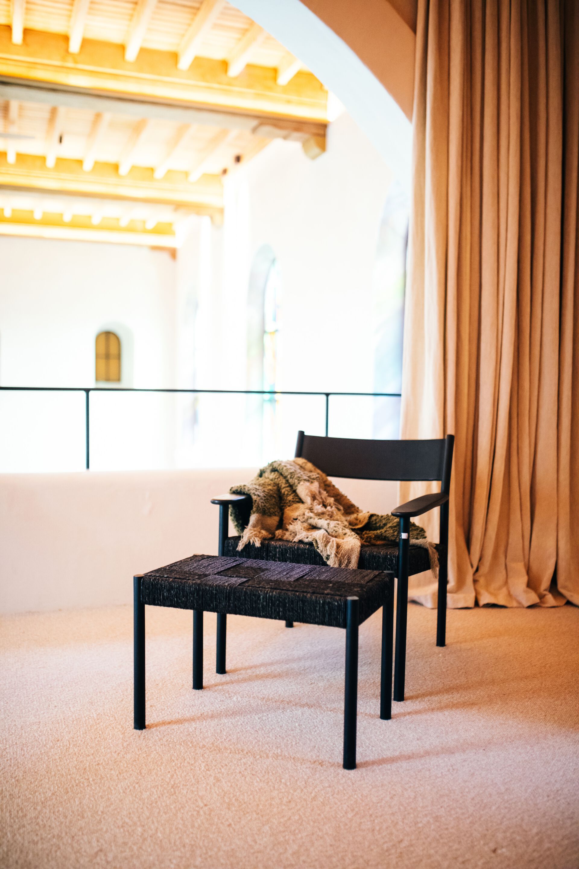 Манго кресло с подлокотниками POMAX Cullinan ARCH-00100434 - Вид №12