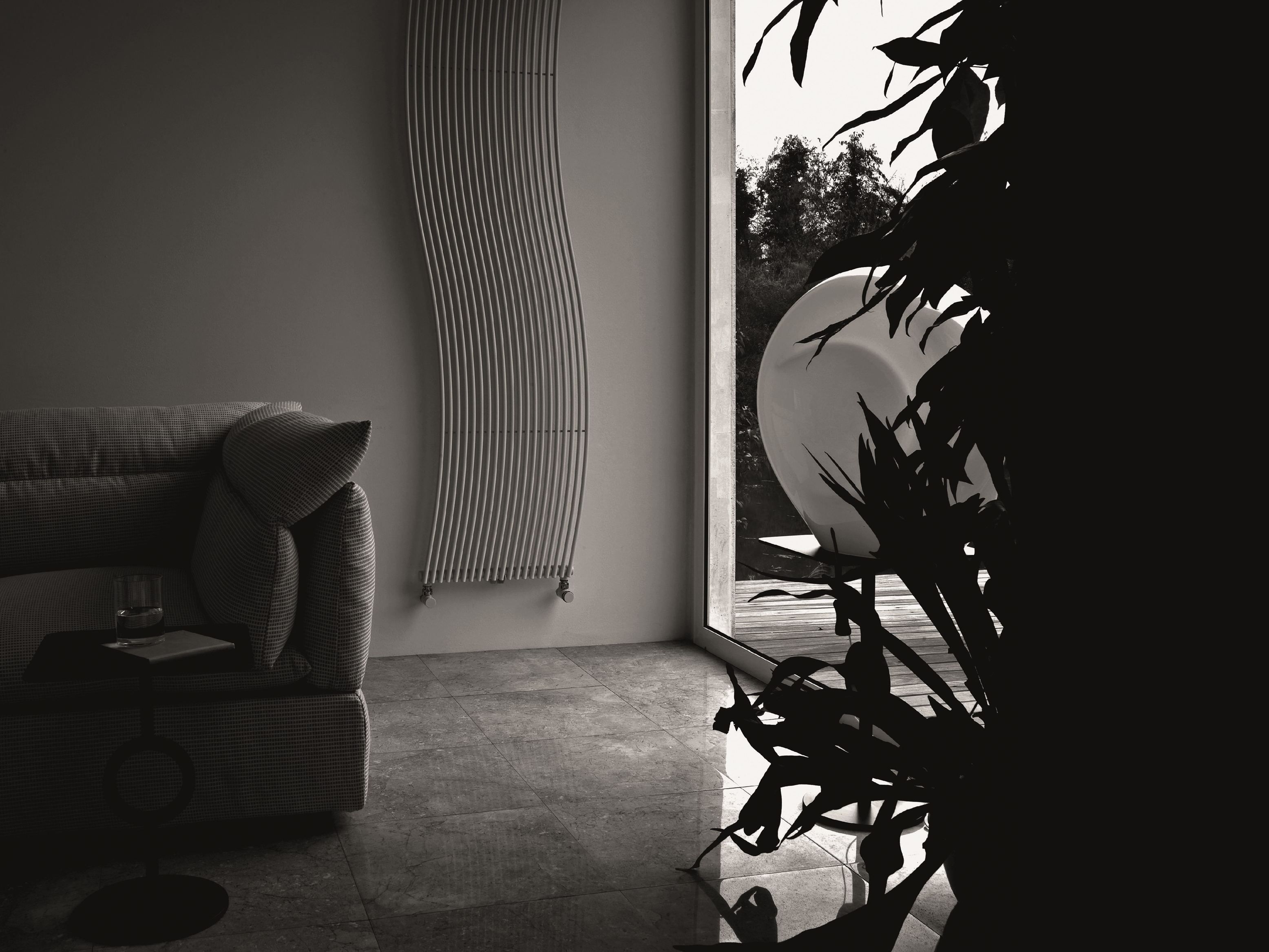 Стальной полотенцесушитель с горячей водой Tubes основы ARCH-00032472 - Вид №2