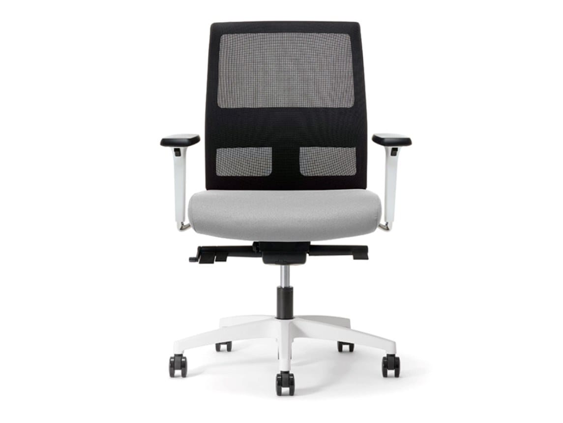 Мягкое регулируемое по высоте офисное кресло с подголовником Nahu Omnia White ARCH-00126372