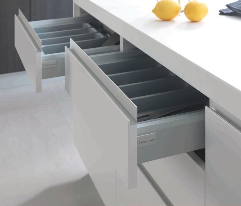 GAMADECOR Кухня со встроенными ручками с полуостровом Projets sun-id-1500085 - Вид №1