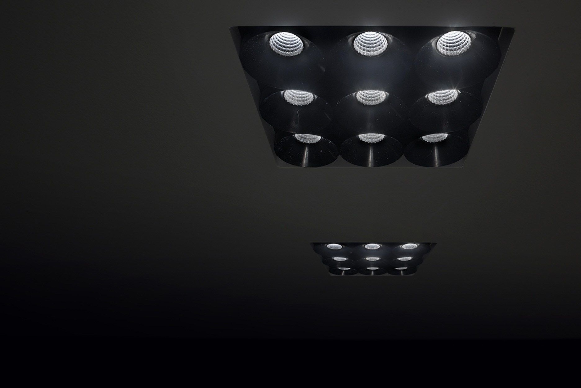 Несколько металлических светодиодных утопленных прожекторов Linea Light Group Cell ARCH-00052596 - Вид №6